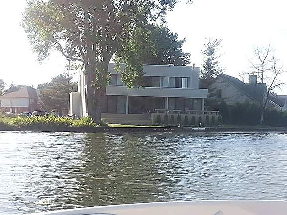 2nd image of 359 Beverly Estates Dr