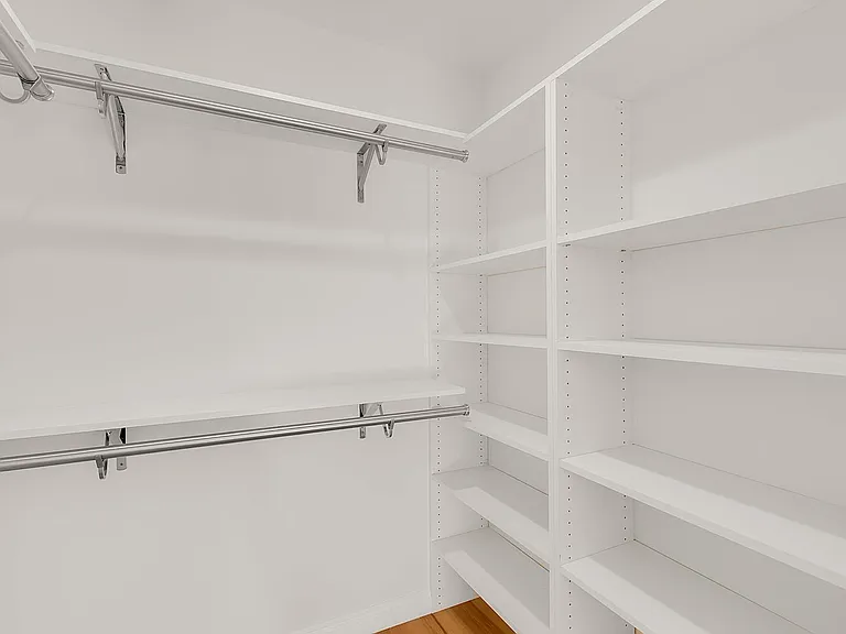 1745 Selby Ave #20 — Photo 6