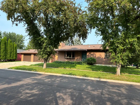 4608 20 1/2 Ave NW, Rochester, MN 55901