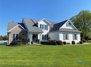 1259 Grassy Ct, Rossford, OH 43460