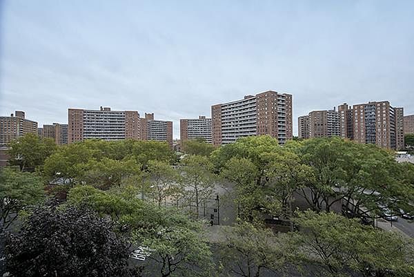 1st image of 62-54 97th Pl #5N