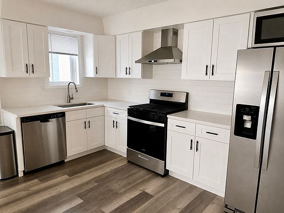 3rd image of 6257 S Newland Ave APT 2N