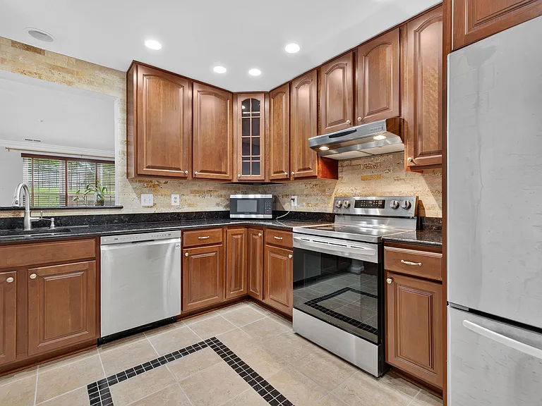 18917 Highstream Dr #1 — Photo 10