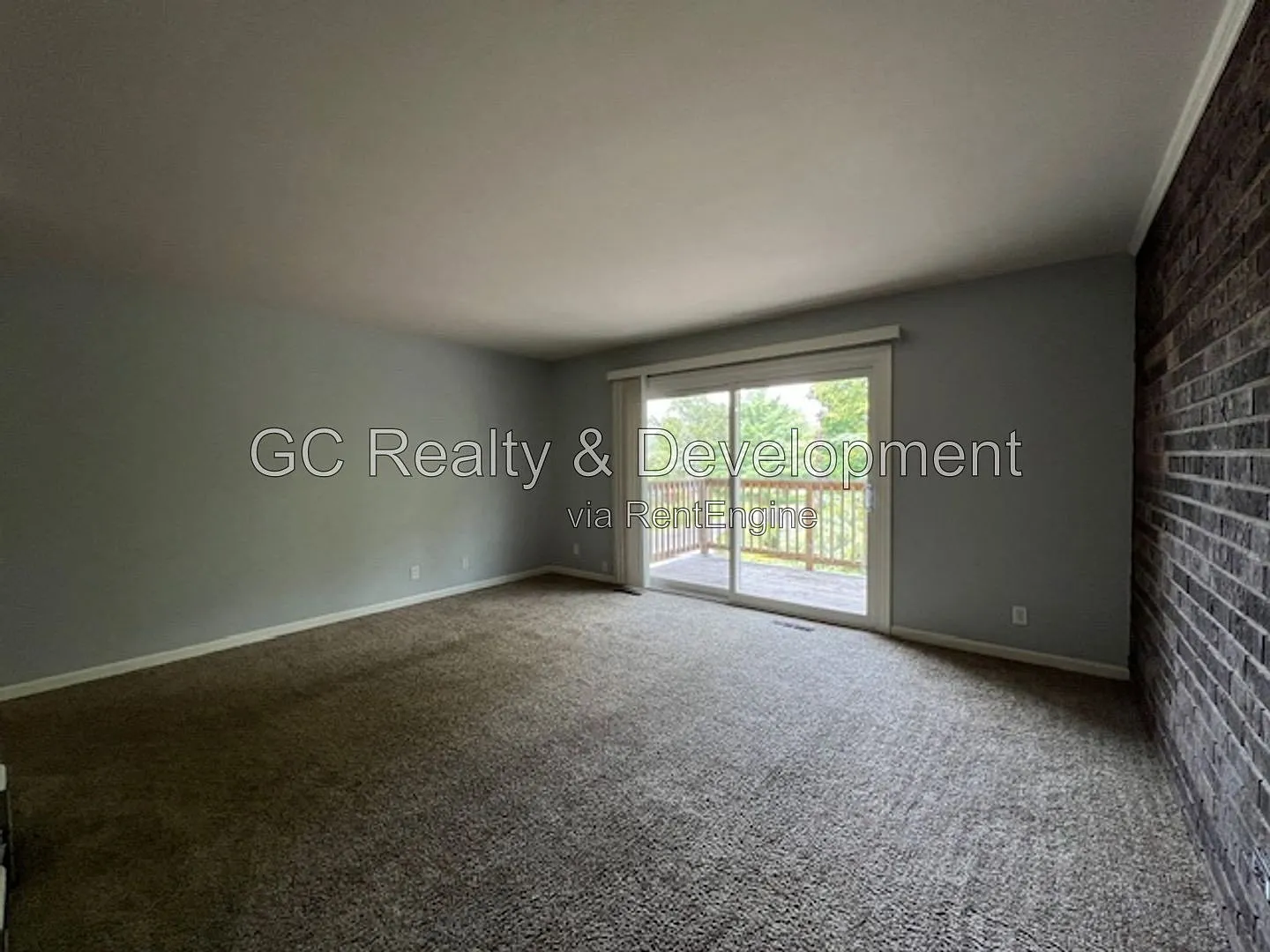 2 bed, 1.0 bath, 902 sqft, $1,750 — Photo 3
