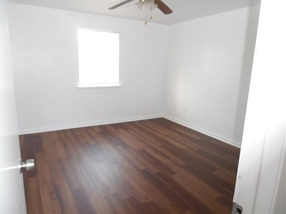 4th image of 2 Summerton Dr APT 380