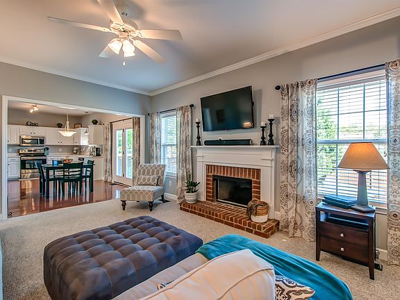 5th image of 1404 Staunton Mill Ct