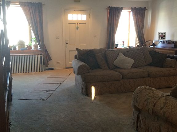 3rd image of 817 Logan Ave