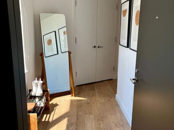 445 West 35th Street image 5 of 17