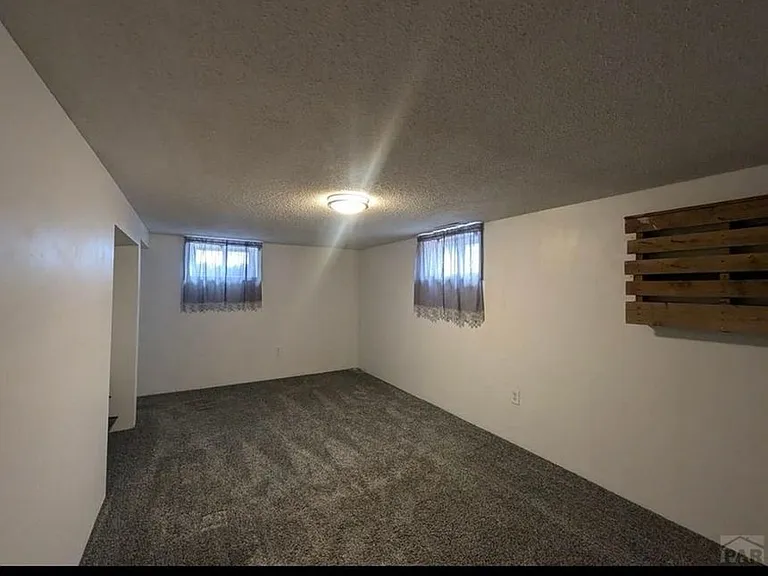 404 Homer Ave — Photo 8