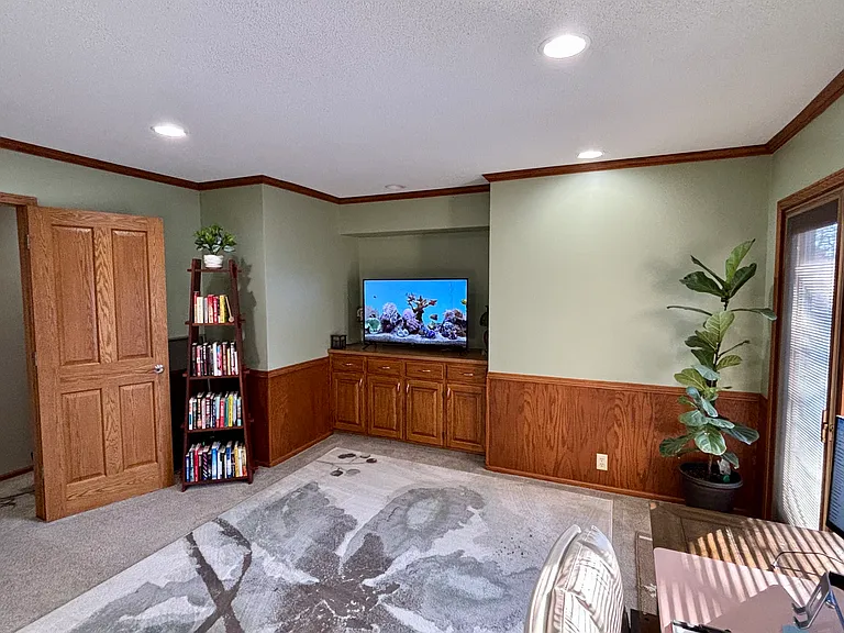 1501 Janice Ct — Photo 10