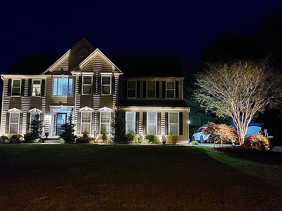2nd image of 127 Stockton Ct
