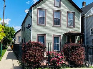 2424 W 34th St, Chicago, IL 60608