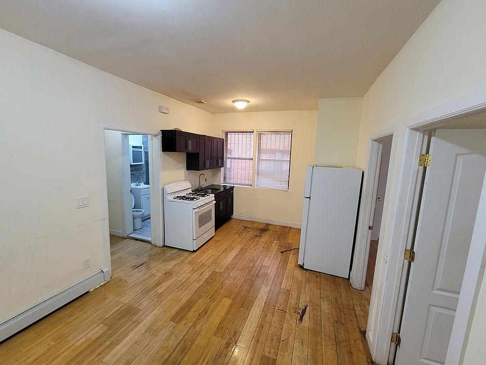 8 Bedell St APT 1A, Hempstead, NY 11550 Zillow