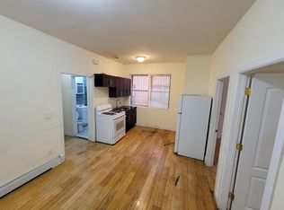 8 Bedell St APT 1A, Hempstead, NY 11550