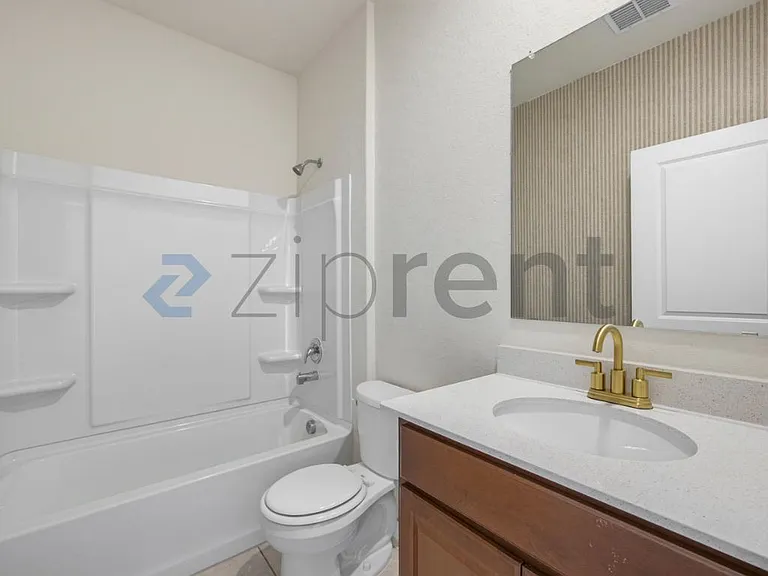 7231 Tradinghouse Ln — Photo 10