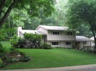 3307 Potterton Dr, Falls Church, VA 22044