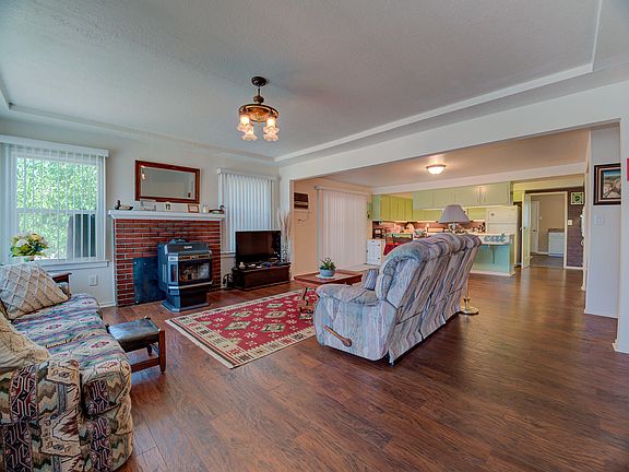 2nd image of 2543 Old Eureka Way