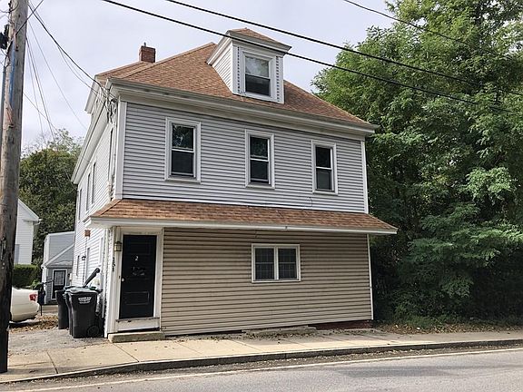 3rd image of 158 Court St #3
