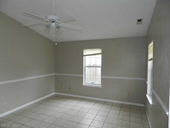 3rd image of 3706 Radford St