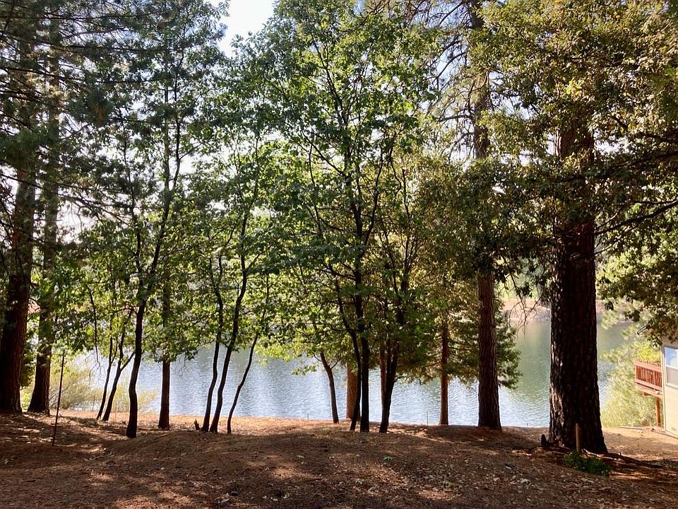 1st image of 52 Foxglove Ct #12