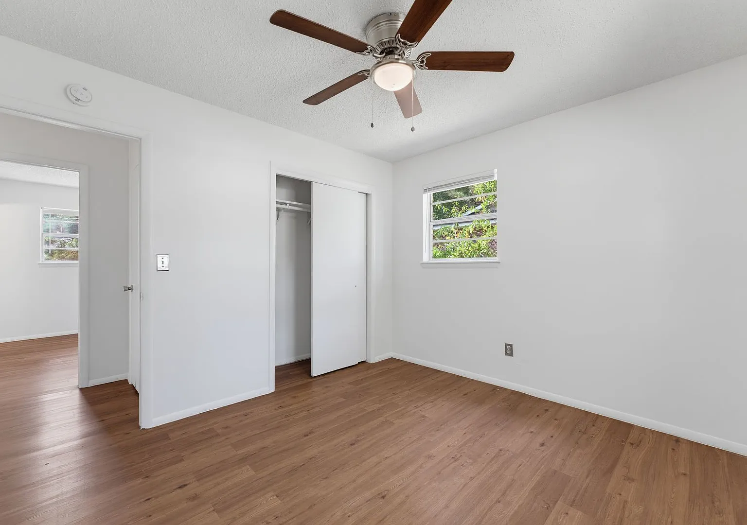 Charming 3-bedroom, 1.5-bath home in Springdale, — Photo 3