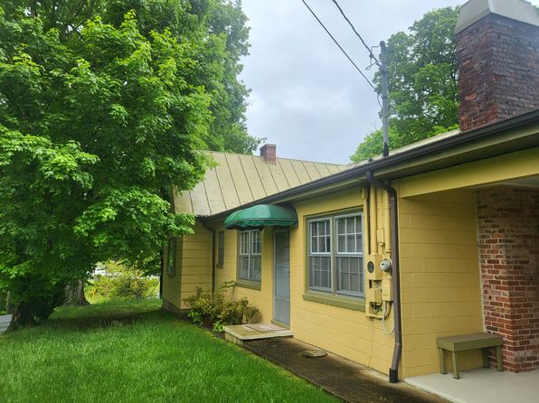 1301 College Heights Rd #1