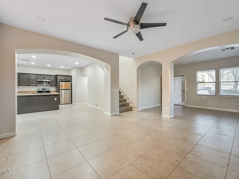 1330 S 121st Dr — Photo 5