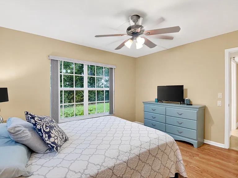 300 John F Kennedy Dr #101 — Photo 26