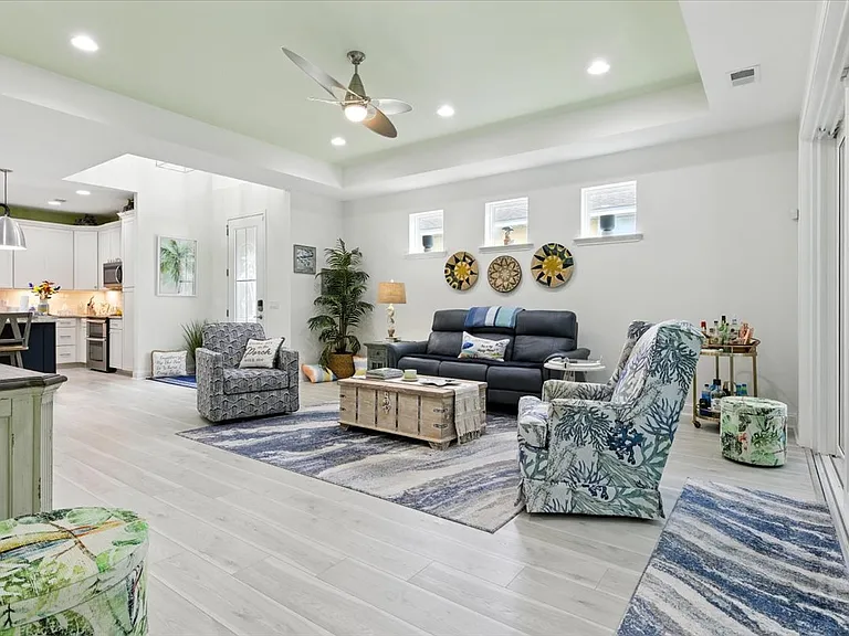 511 Landshark Blvd — Photo 50