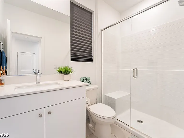 720 Emerson Creek Ct — Photo 28