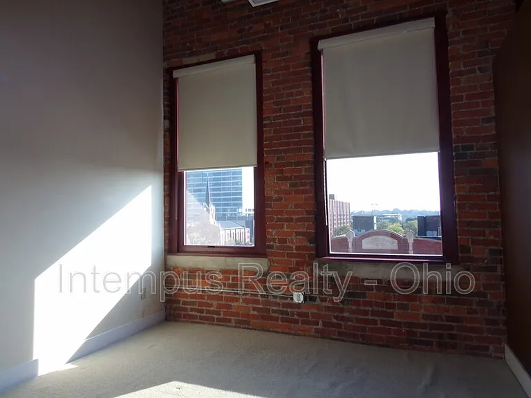 150 E Main St #611 — Photo 13