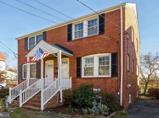 4838 9th St N, Arlington, VA 22203