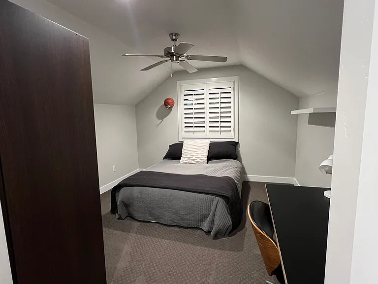 598 W Regent Garden Ln — Photo 22