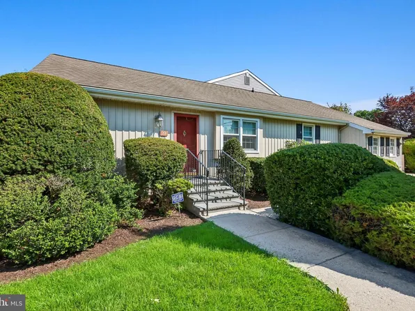 635 E Main St #20, Moorestown, NJ 08057