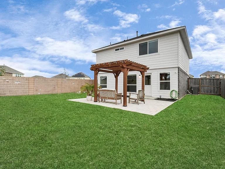 2217 Windy Grove Dr — Photo 34