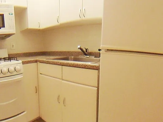 Rented by City Connections Realty | media 23