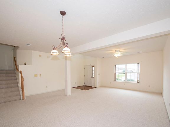 3rd image of 4312 Walnut Creek Dr