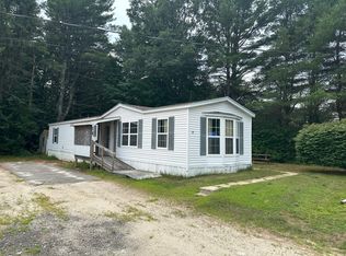 17 Robin Ln, Windham, ME 04062