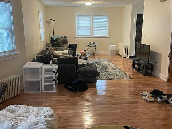 3rd image of 86 Harper St #2