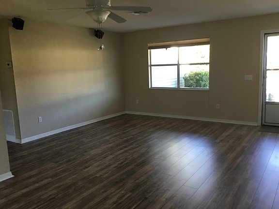 3rd image of 728 Cortez Ave
