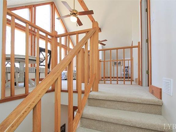 2nd image of 1010 Parkside Dr