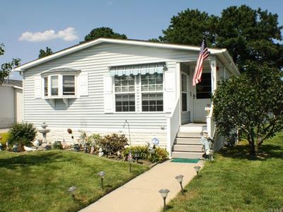 411 Maplehurst Ct, Whiting, NJ, 08759