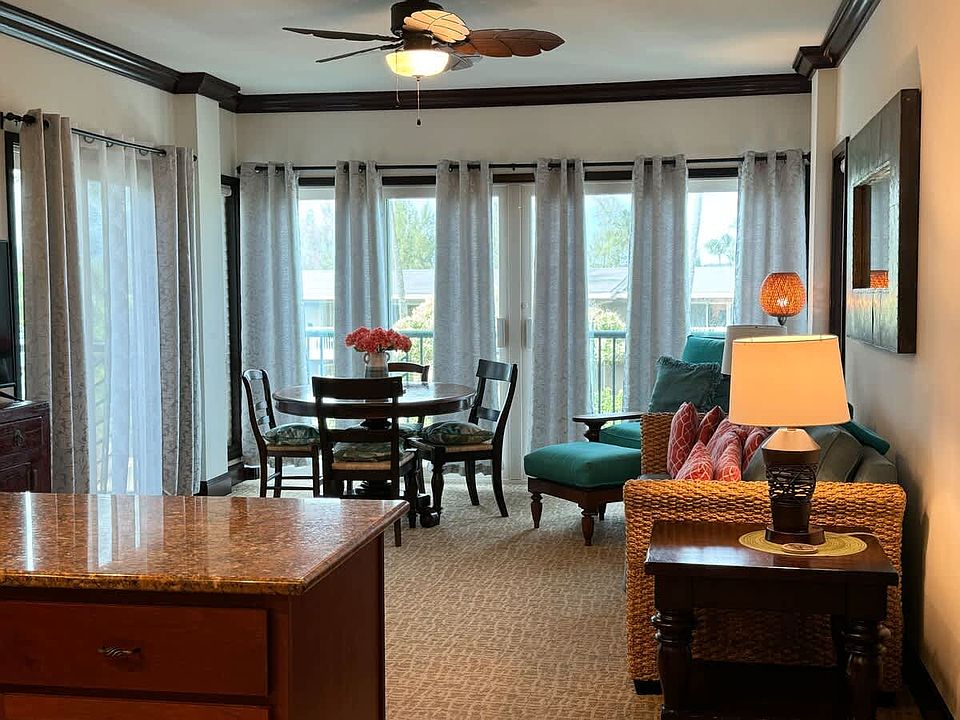 1st image of 4-820 Kuhio Hwy APT C303