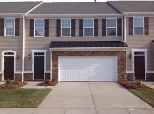 3325 Tulip Tree Ln, Charlotte, NC 28273