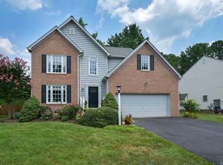 9608 Craigs Mill Dr, Glen Allen, VA 23060