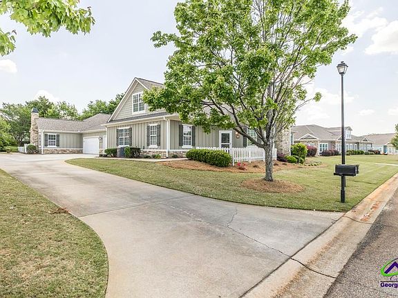 5th image of 408 Nandina Ct