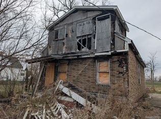 1984 Dearing St, Hamtramck, MI 48212