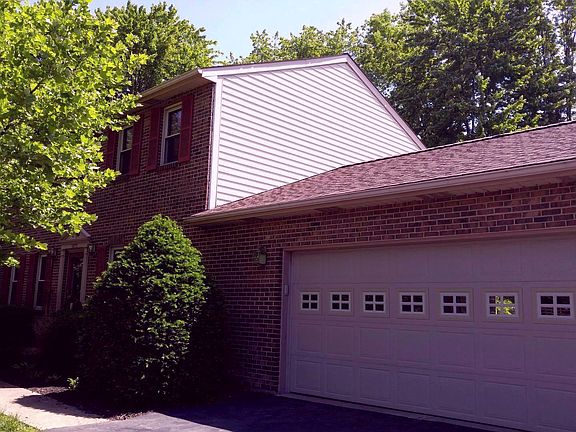 4th image of 2822 Forest Manor Ave
