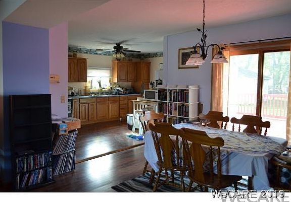 5th image of 427 Marian Ave