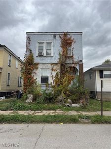 223 N Zane Hwy, Martins Ferry, OH, 43935